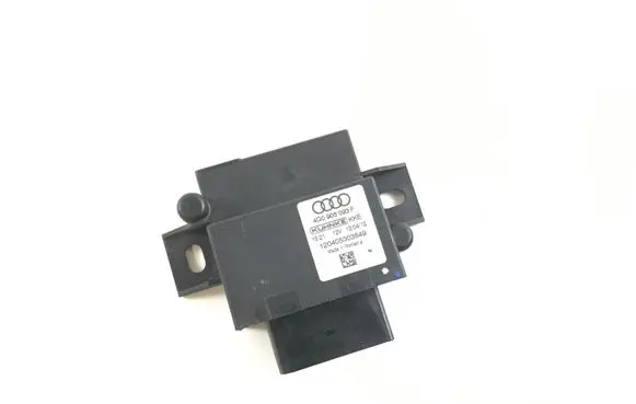 Audi A4 S4 B8 8K Fuel pump relay 4G0906093F