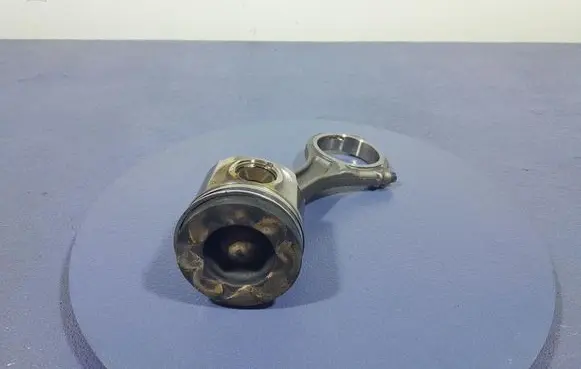 Audi A6 Allroad C6 Piston 