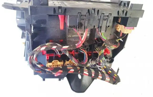 Volkswagen Golf V Comfort/convenience module 1k0937049t 00845975