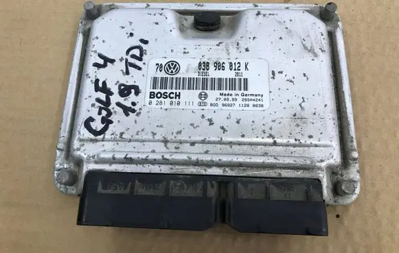 Volkswagen Golf IV Engine control unit/module ECU 038906012K