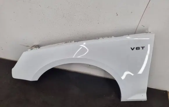 Audi A4 S4 B9 Fender 8W0821105A