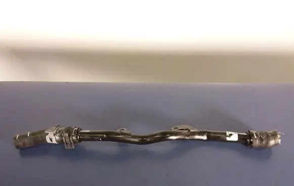 Skoda Kodiaq Engine coolant pipe/hose 06K121085A
