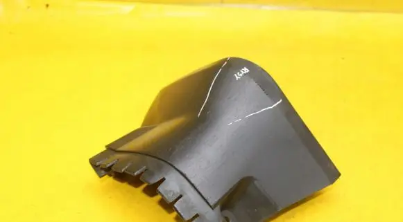 Audi A2 Rear sill (body part) 8Z0853579A