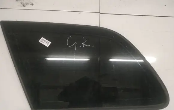 Peugeot 406 Rear side window AS2