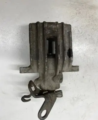 Volkswagen Golf IV Front brake caliper 451D