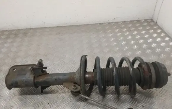 Mercedes-Benz Vito Viano W638 Front shock absorber with coil spring 463832009