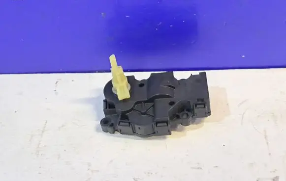 Volvo XC90 A/C air flow flap actuator/motor 31407766 31404460