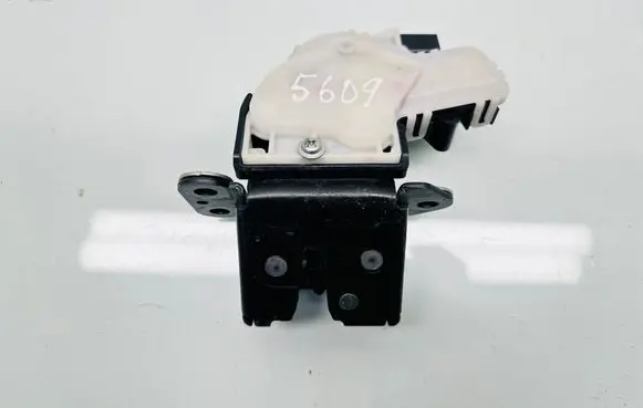 Mazda CX-5 Tailgate/trunk/boot lock/catch/latch 