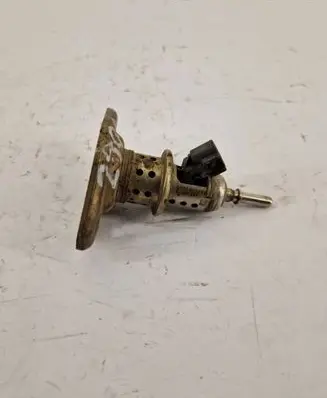 Opel Insignia B Fuel injector 55501991