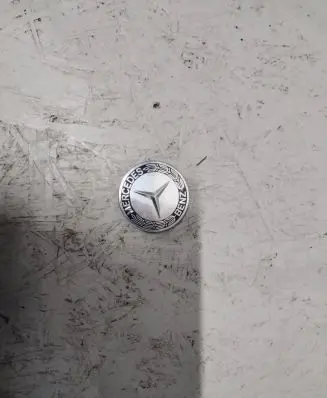 Mercedes-Benz GL X166 Original wheel cap A1714000025