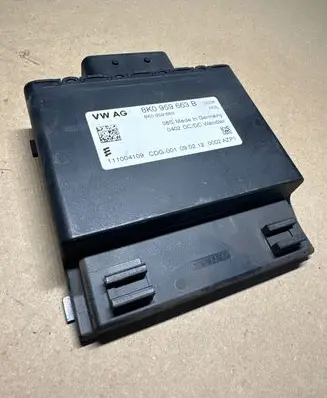 Audi A4 S4 B8 8K Voltage converter/converter module 8K0959663B 111004109 8K0959663