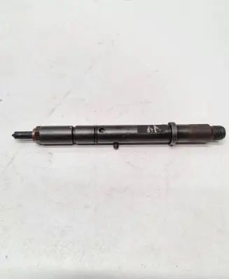 Audi A6 S6 C5 4B Fuel injector 059130201G
