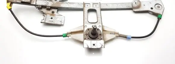 Rear door manual window regulator