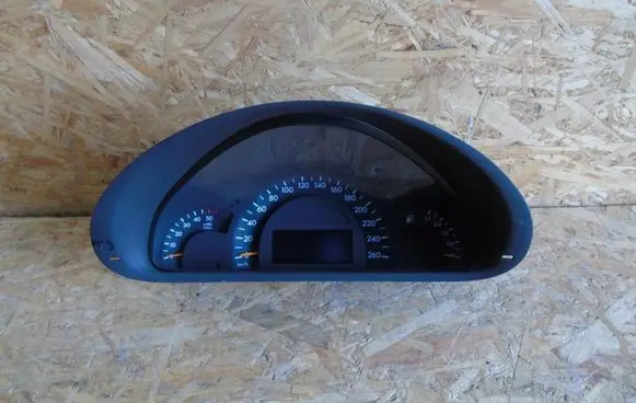 Mercedes-Benz C W203 Speedometer (instrument cluster)
