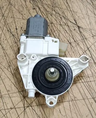 Mercedes-Benz ML W164 Vent window/glass motor A2518200108