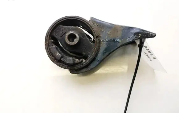 Mazda 323 F Engine mount bracket bc1d39040