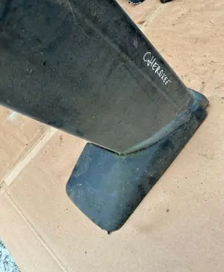 Jeep Cherokee Rear bumper corner part panel trim 