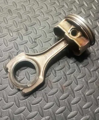 BMW M5 Piston 7838623 92L94 7840918