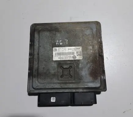 Volkswagen PASSAT B6 Engine control unit/module 03G906018EM 5WP45562AC