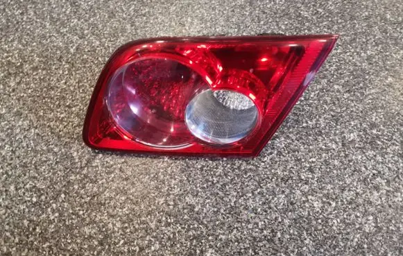 Mazda 6 Tailgate rear/tail lights