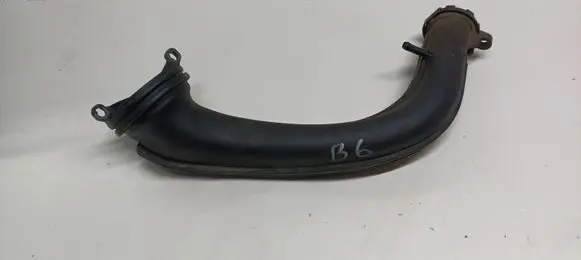 Volkswagen PASSAT B6 Intercooler hose/pipe 03C145673M