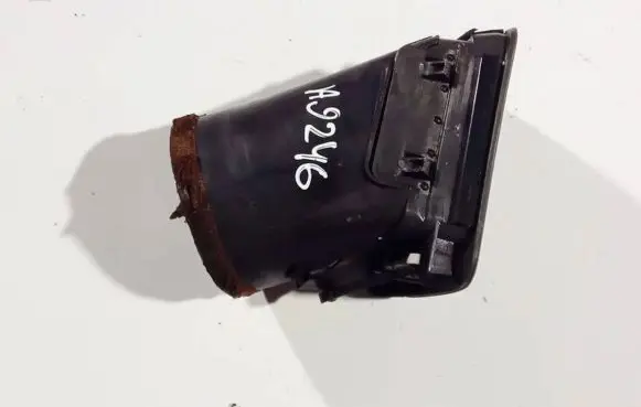 Volvo S80 Dash center air vent grill 130082001