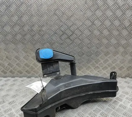 Porsche Macan (95B) Windshield washer fluid reservoir/tank 95B955451 95B955449A