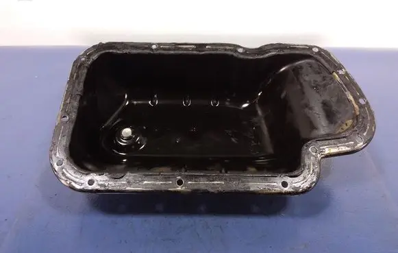 Mercedes-Benz E C207 W207 Oil sump 