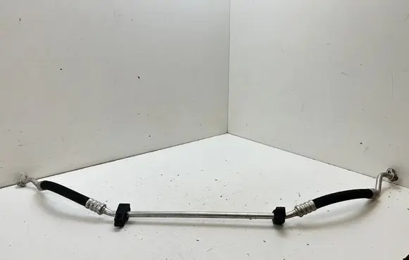 Porsche 911 996 Air conditioning (A/C) pipe/hose 99657310402