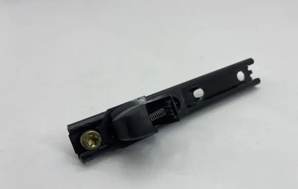 Jaguar XK8 - XKR Seat belt adjustment rail 32092200A 884G3 32092200