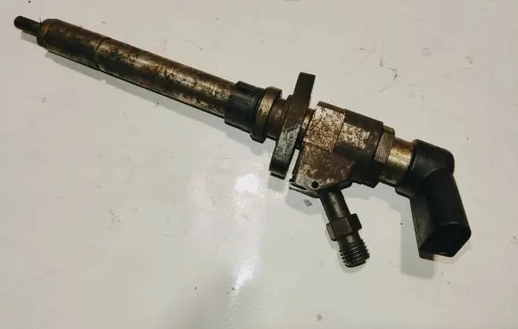 Ford Focus C-MAX Fuel injector 9647267280 CG090000 647247280
