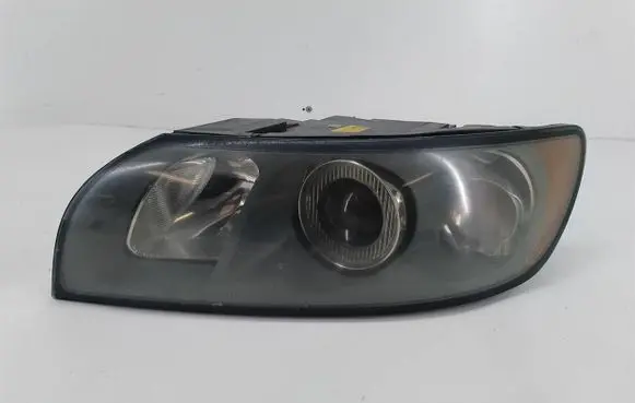 Volvo V50 Headlight/headlamp 30678912