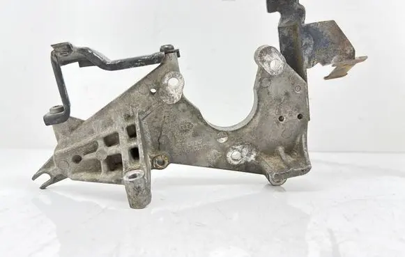 Audi A6 S6 C6 4F Fuel pump bracket 059130147H