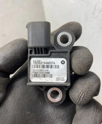 Jeep Grand Cherokee (WJ) Airbag deployment crash/impact sensor P56010319AB SUD030FC000 39754C