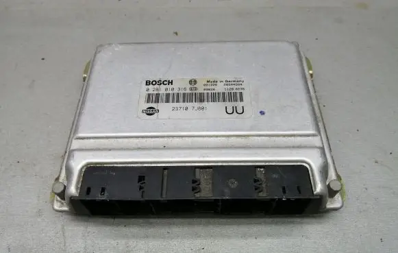 Nissan Primera Engine control unit/module 237107J801 0281010316