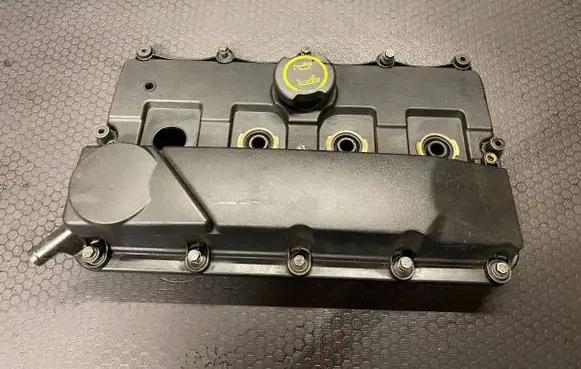 Rocker cam cover