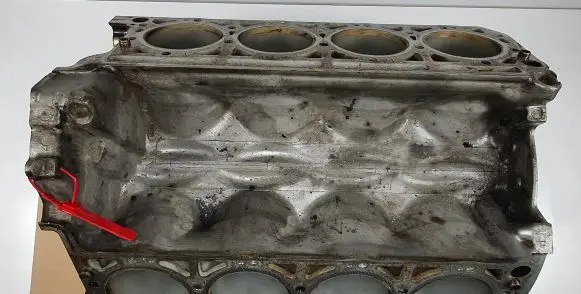 Mercedes-Benz S W126 Engine block 116963