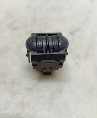Volkswagen Lupo Headlight level height control switch 6X0941333A