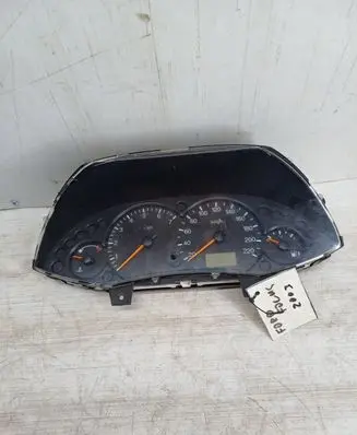 Ford Focus Speedometer (instrument cluster) 98ap10841