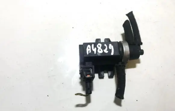 Audi A3 S3 8L Turbo solenoid valve 1h0906627