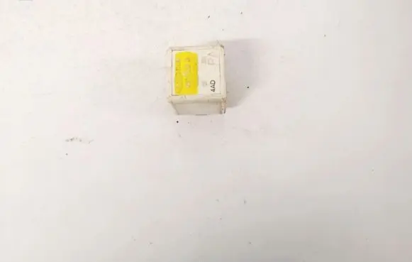 Ford Fiesta Other relay 90gg13l028aa v23134-k52-x155