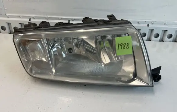 Skoda Fabia Mk1 (6Y) Headlight/headlamp