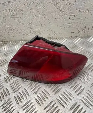 Alfa Romeo 166 Rear/tail lights e353940