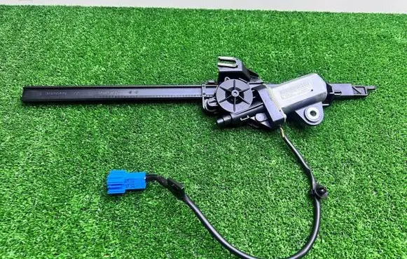Mercedes-Benz C W205 Seat belt adjustment motor A2058600282
