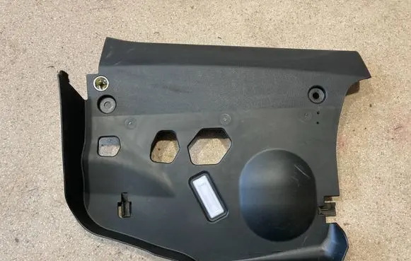 BMW 3 F30 F35 F31 Dashboard lower bottom trim panel 9218567