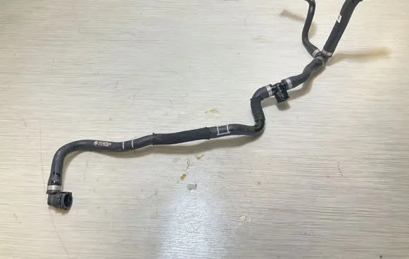 BMW 1 F40 Engine coolant pipe/hose CT16468814838 6832804