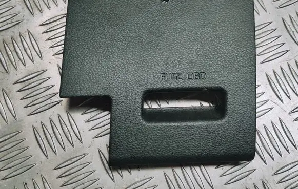 KIA Rio Fuse box cover 84756H8000