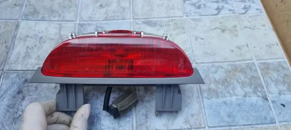 KIA Carnival Third/center stoplight OK56A51580