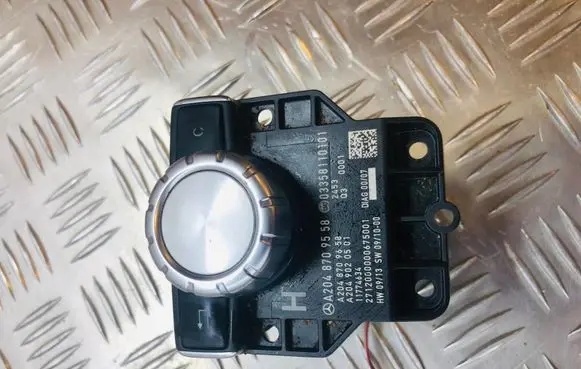 Mercedes-Benz E W212 Multifunctional control switch/knob A2048709558