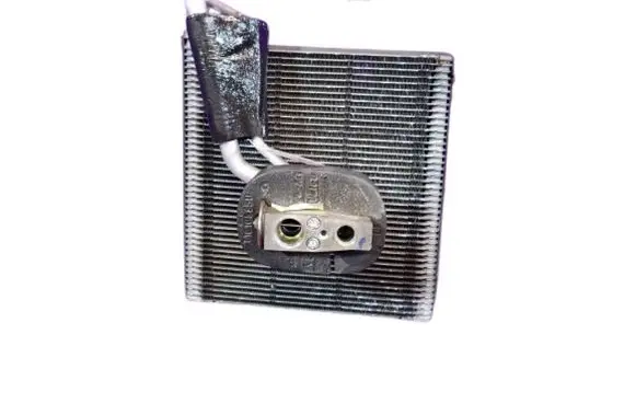 Volkswagen Golf VII Air conditioning (A/C) radiator (interior) 
